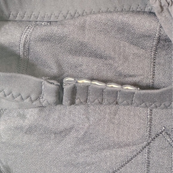 Lululemon flowy tank - Picture 3 of 5